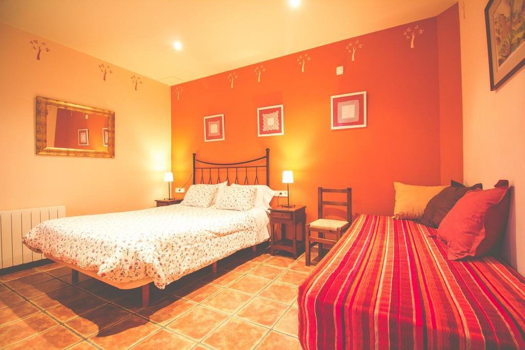 Gasthaus Casa Etxalde Camprodon Zimmer foto